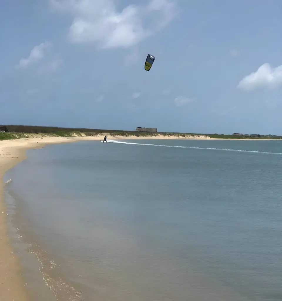 Vella Island kitesurfing